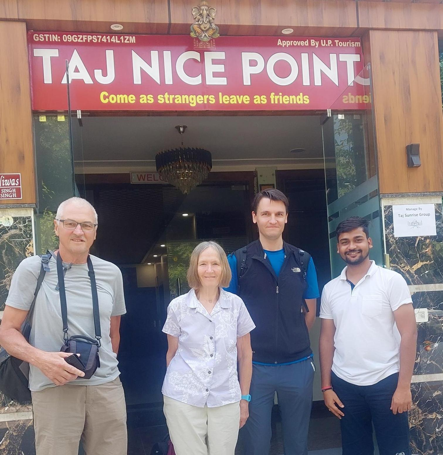 Taj Nice Point Manage By Taj Sunrise Group Agra  Eksteriør bilde