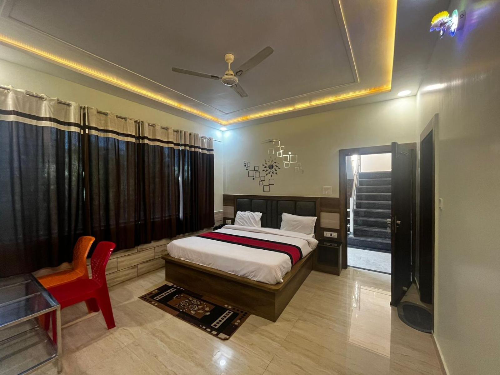 Taj Nice Point Manage By Taj Sunrise Group Agra  Eksteriør bilde